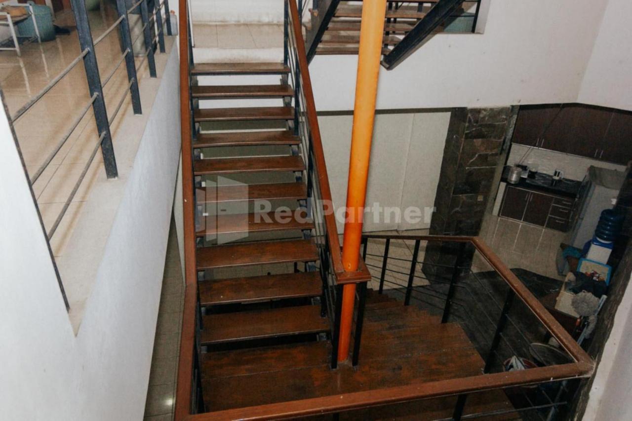 De Lugano Scbd Syariah Mitra Reddoorz 호텔 자카르타 외부 사진