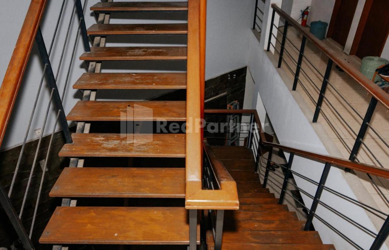 De Lugano Scbd Syariah Mitra Reddoorz 호텔 자카르타 외부 사진